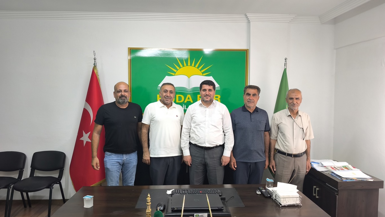 Antalya Batmanlılar Derneğinden HÜDA PAR’a ziyaret