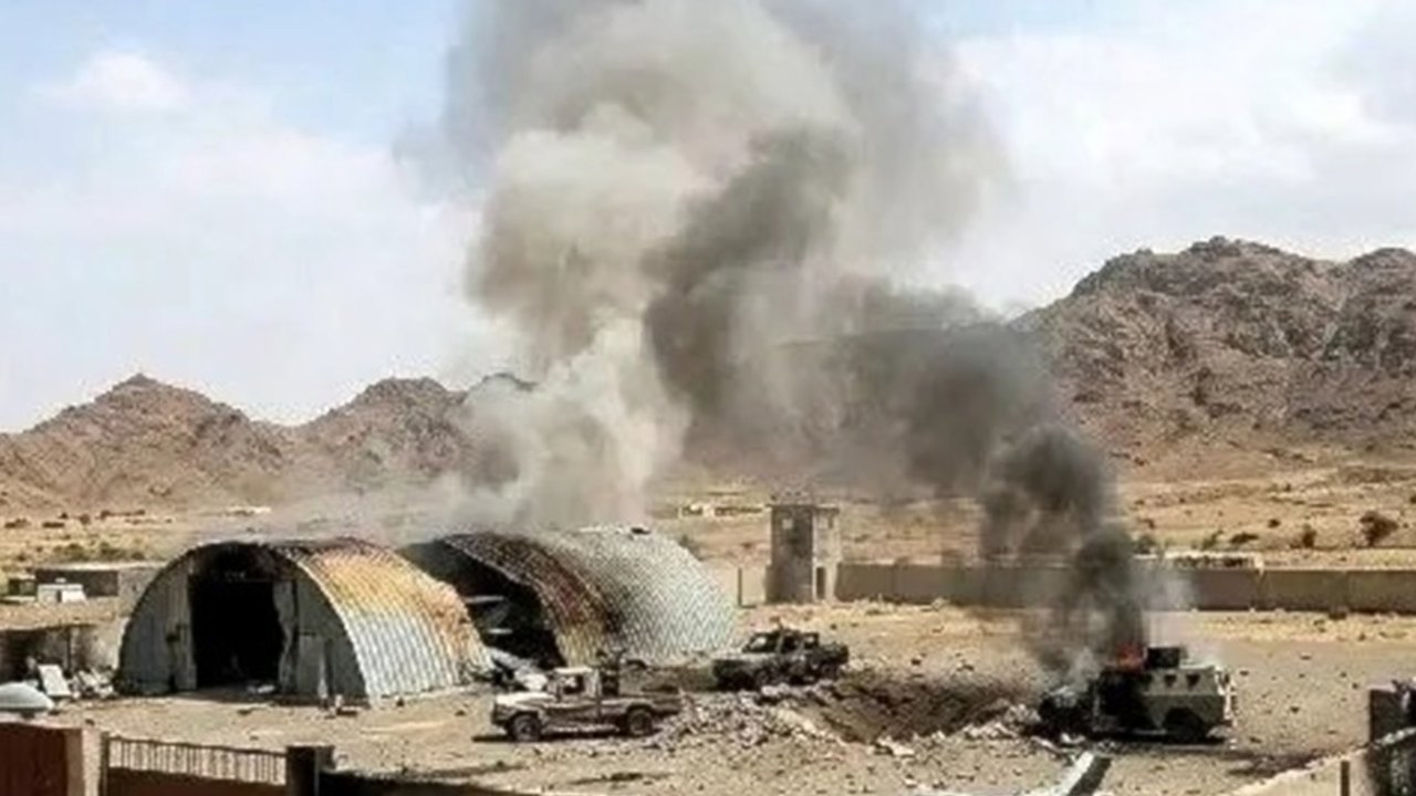 Ensarullah, Yemen'deki Suudi birliklerini hedef aldı