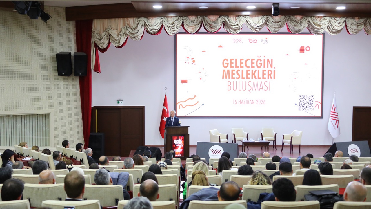 Üniversiteler “geleceğin mesleklerini” Bilim Kafelerde anlatıyor