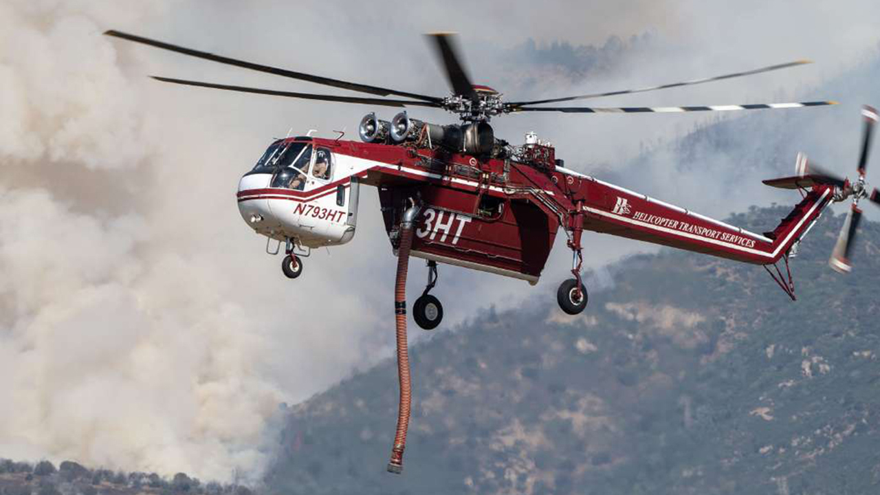 ABD'de yangın söndürme helikopteri düştü