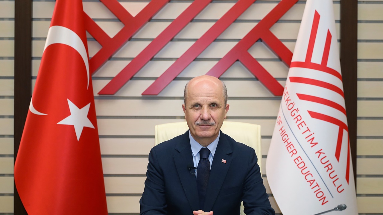 Af kapsamındaki öğrencilere üniversiteye dönüş için 4 aylık başvuru süresi verildi
