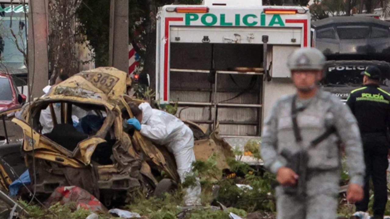 Kolombiya’da yeni hükümetin ilk gününde bombalı araçla saldırı düzenlendi: 2 yaralı