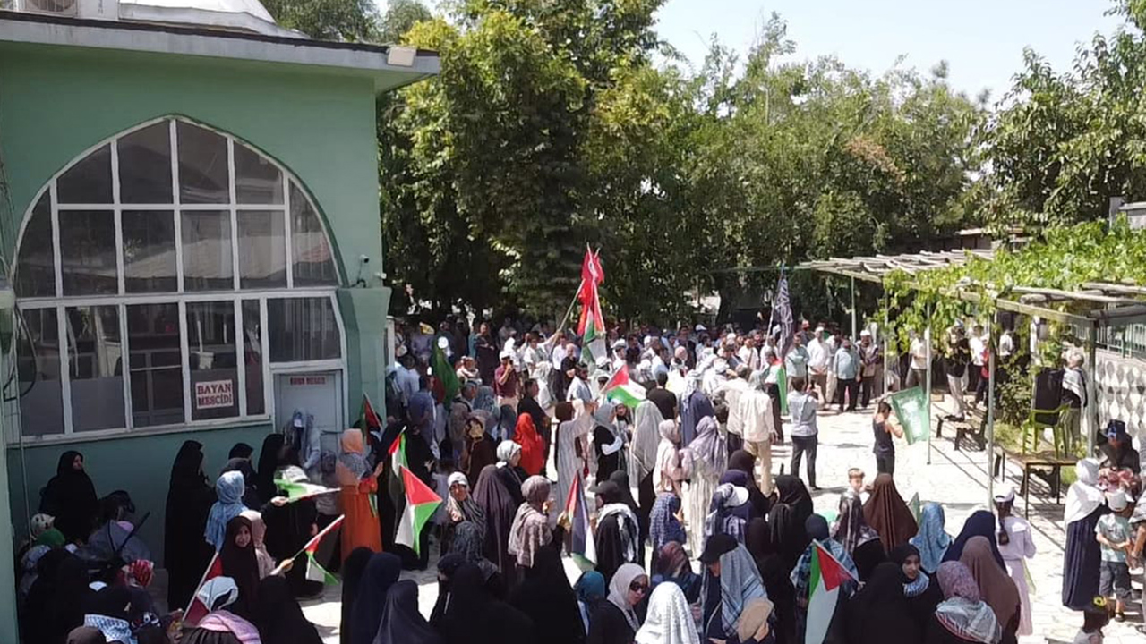 Filistin Konvoyu Çınar'da yoğun katılım ile karşılandı