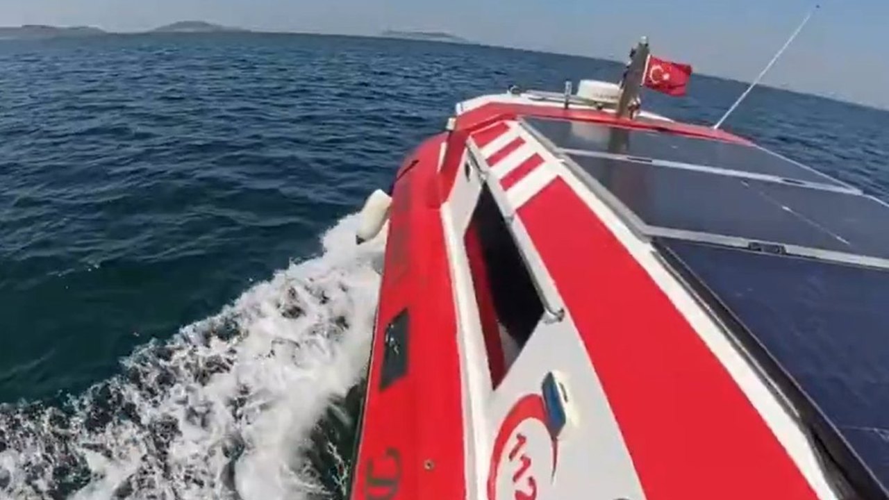 Deniz ambulansları 44 bini aşkın hastanın naklini gerçekleştirdi