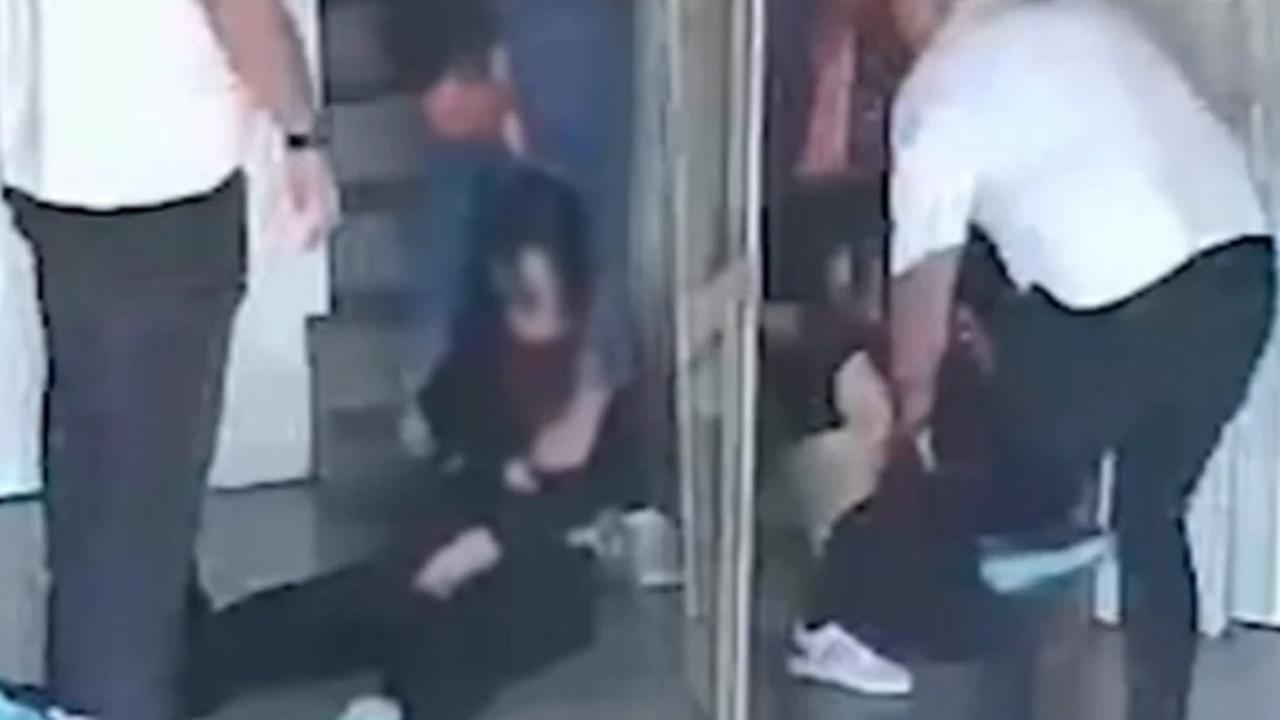 Asansörde aşırı yük faciayla bitti: 9 kişi bindikleri asansörden metrelerce yüksekten yere çakıldı