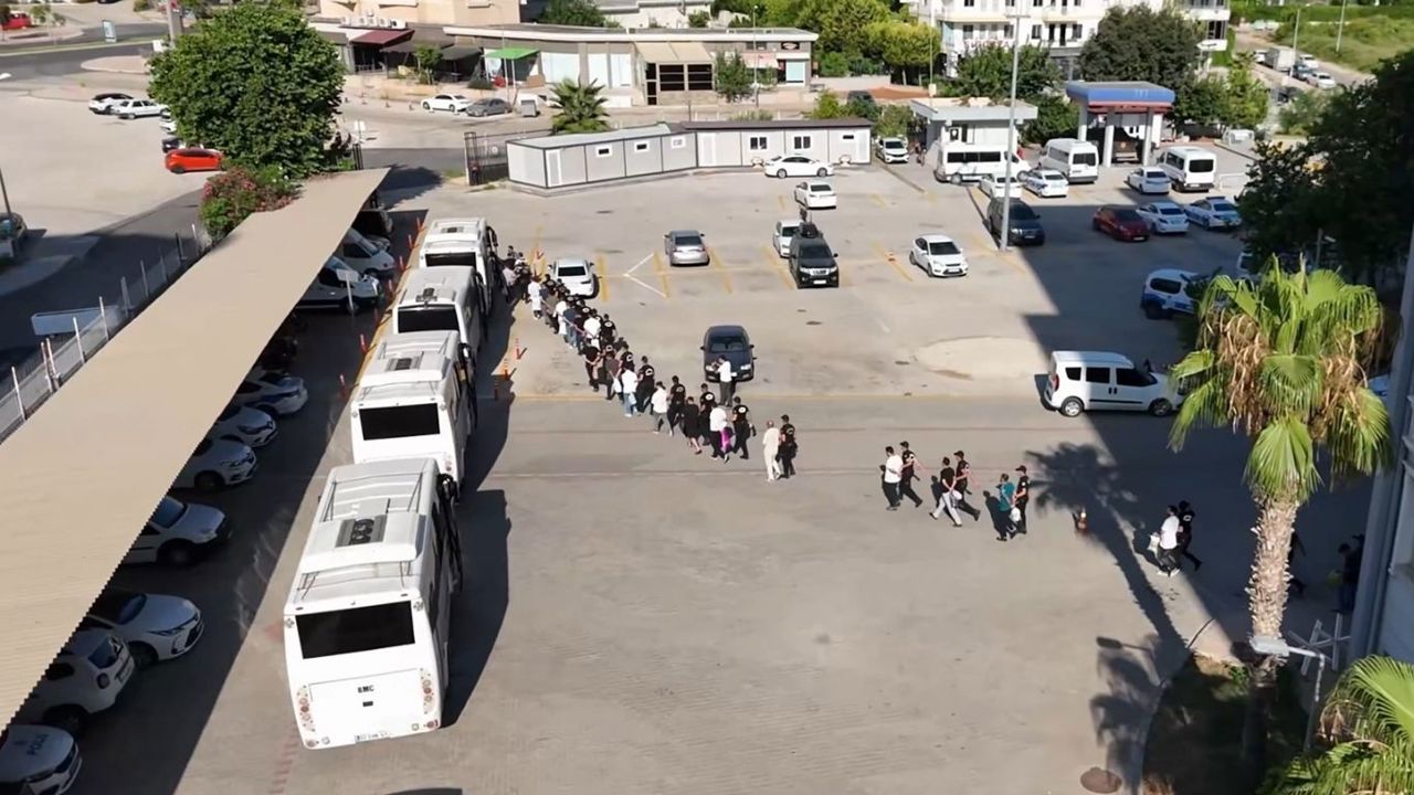 Mersin'de 13 milyar TL'lik bahis operasyonu
