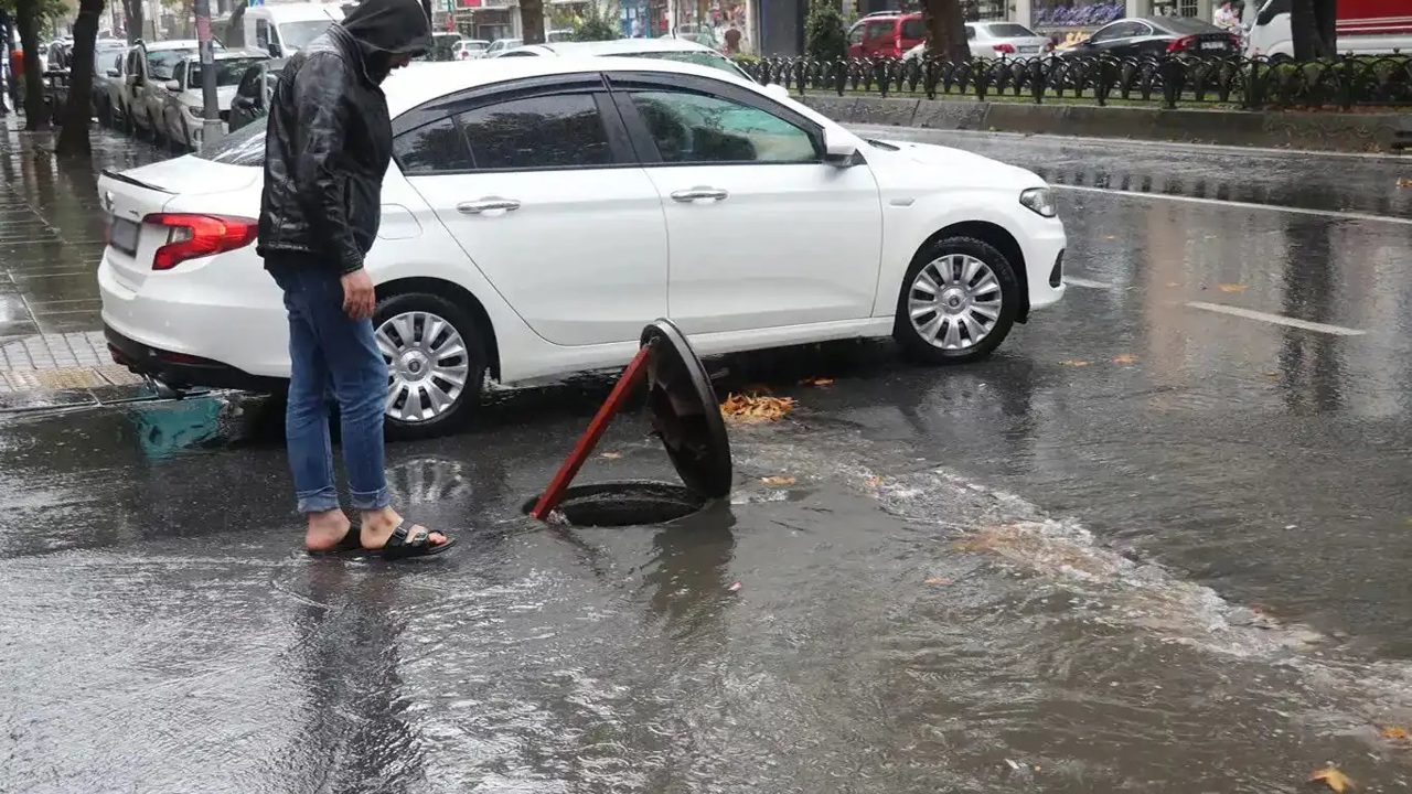 Meteoroloji'den kuvvetli yağış ve rüzgâr uyarısı