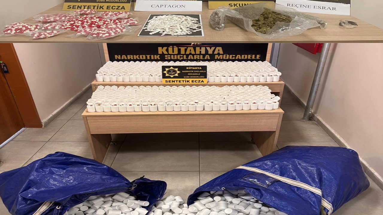 Kütahya’da uyuşturucu operasyonlarında 106 bin sentetik ecza ele geçirildi