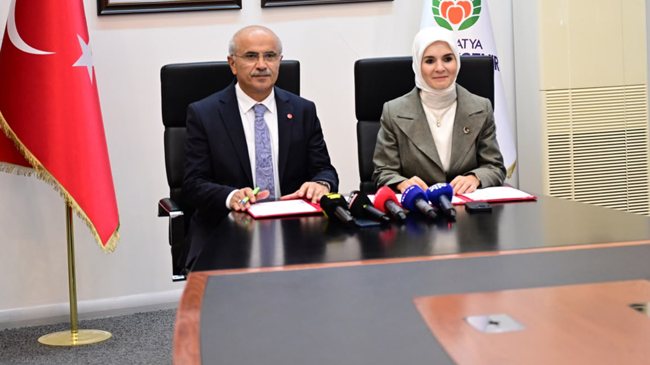 Malatya'da "Engelsiz Yaşam Merkezi" protokolü imzalandı