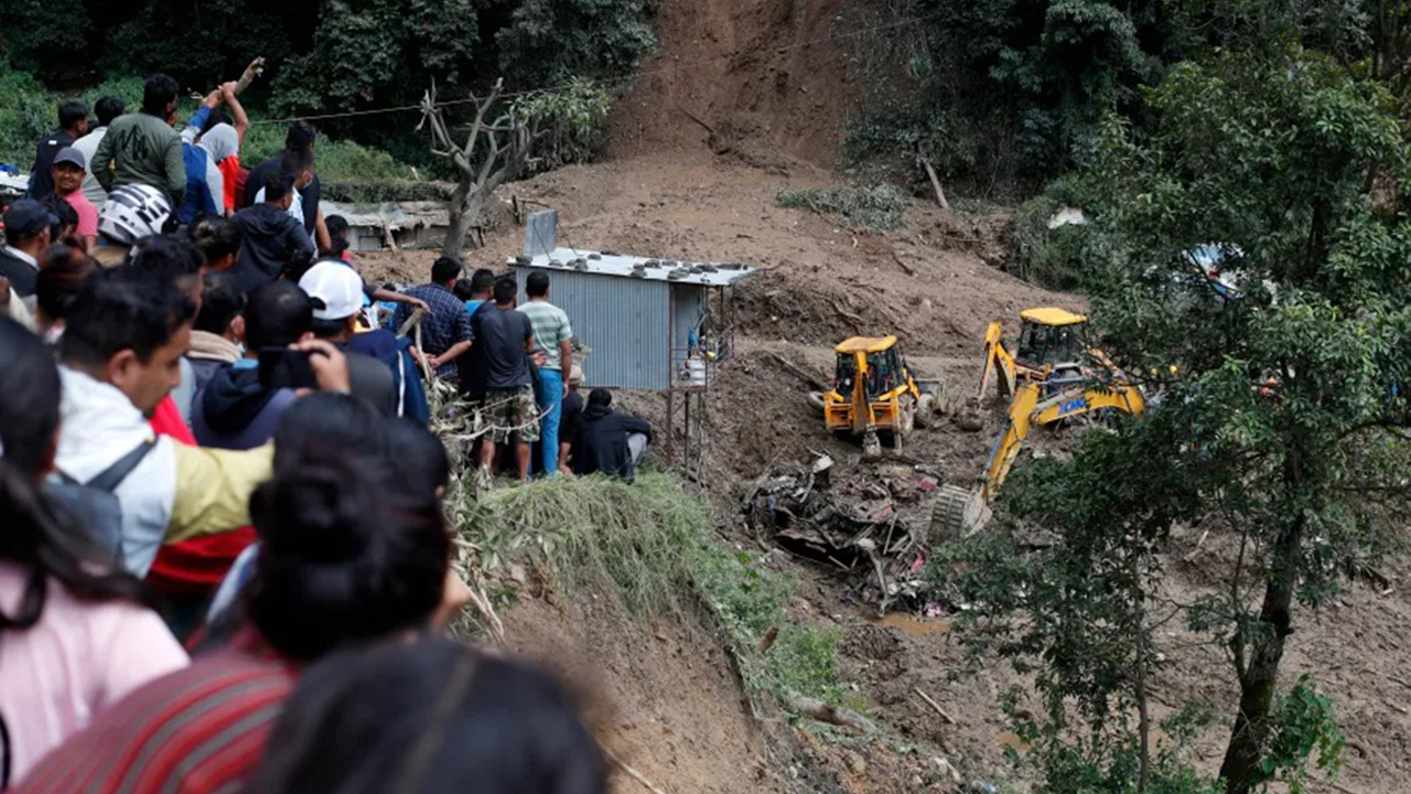 Nepal'de toprak kayması: 7 ölü, 5 kayıp