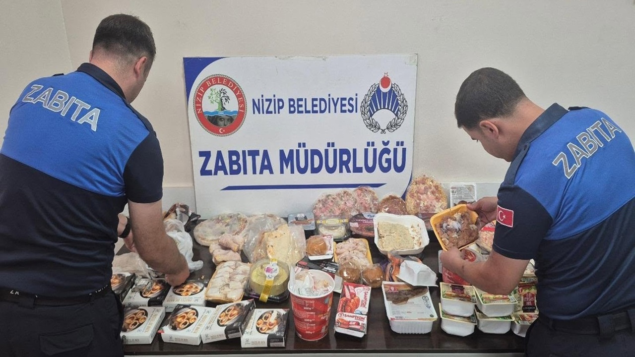 Gaziantep'te tarihi geçmiş ürünlere el konuldu