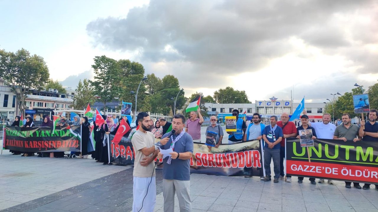 Sakarya'daki STK'lardan Filistin Konvoyu'nun sınırın Irak tarafından bekletilmesine tepki