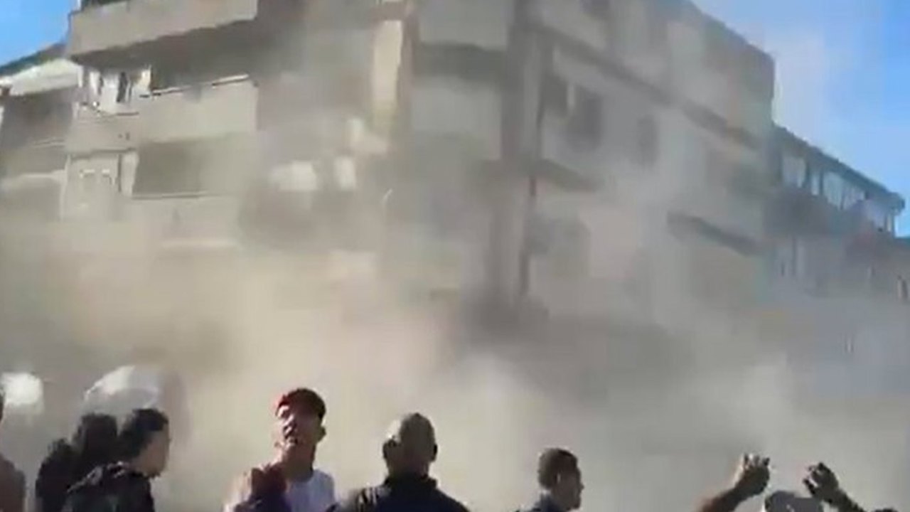 Kolombiya depreminde ölü sayısı 273'e yükseldi