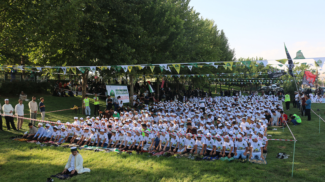 Şanlıurfa'da 'Hayat Namazla Güzeldir' final programı düzenlendi