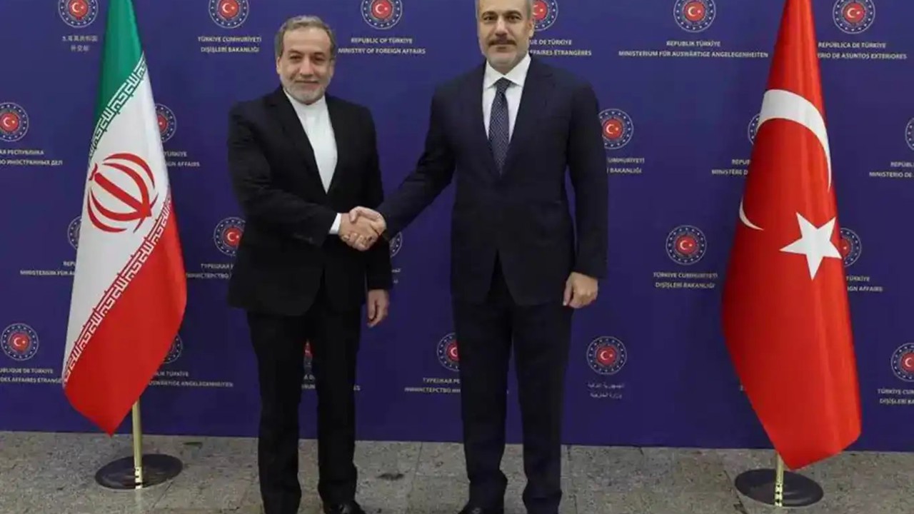 Dışişleri Bakanı Fidan İranlı mevkidaşı Arakçi ile görüştü