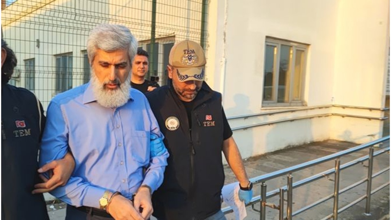 Furkan Vakfı Başkanı Kuytul ve eşi gözaltına alındı