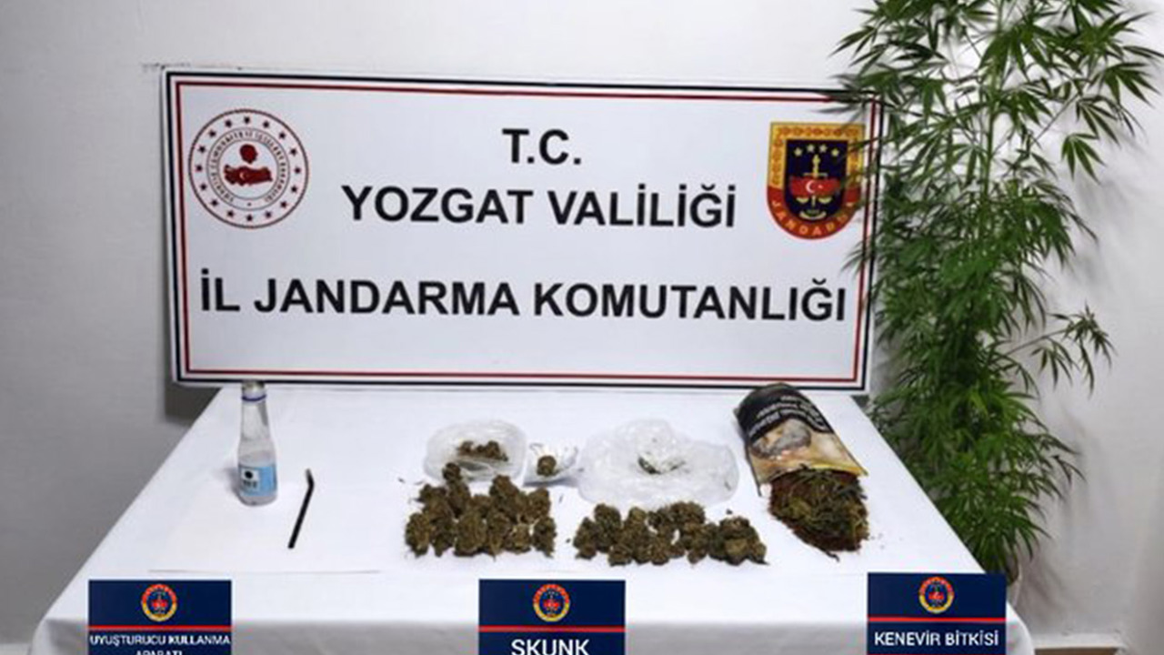 Yozgat'ta araçta uyuşturucu madde ele geçirildi
