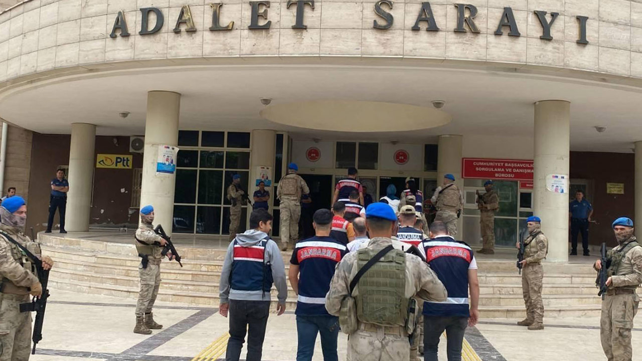 Şanlıurfa'da göçmen kaçakçılığı operasyonu: 10 organizatör hakkında işlem