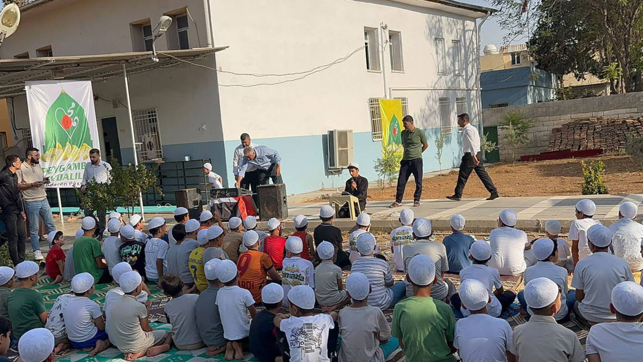 Şanlıurfa'da 'Hayat Namazla Güzeldir' programı düzenlendi