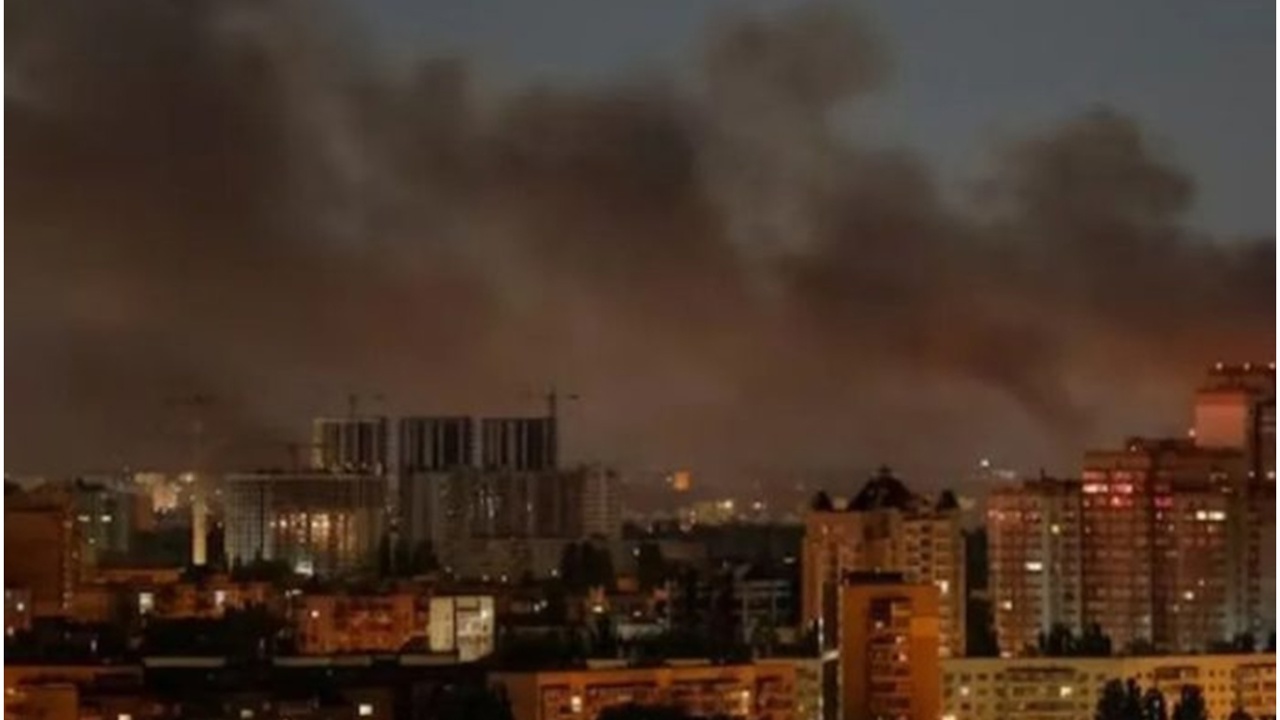 Ukrayna balistik füzelerle hedef alındı: Kiev’de peş peşe patlamalar