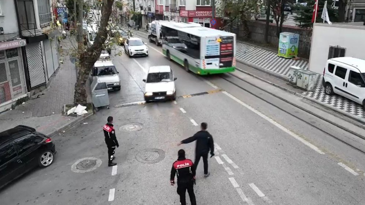 Bursa’da huzur denetiminde 8 aranan şüpheli yakalandı