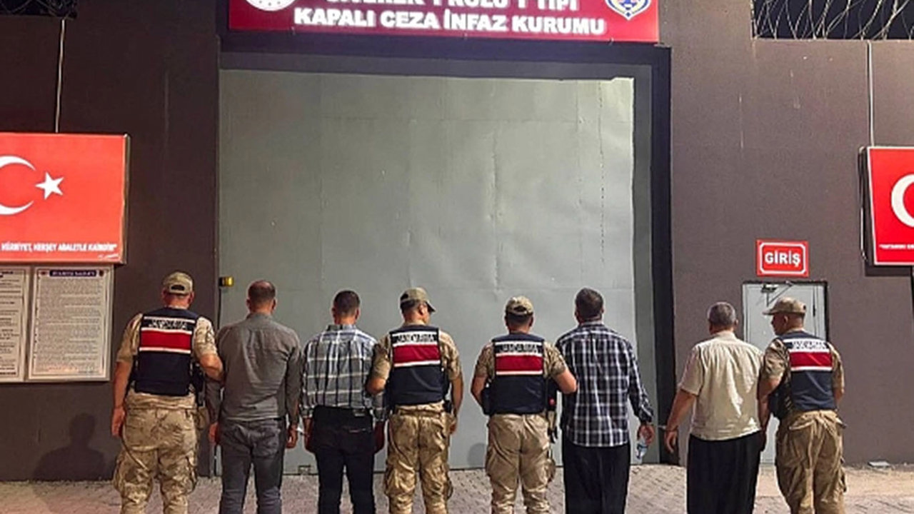 Şanlıurfa'da otomobile tüfekli saldırı: 4 kişi tutuklandı