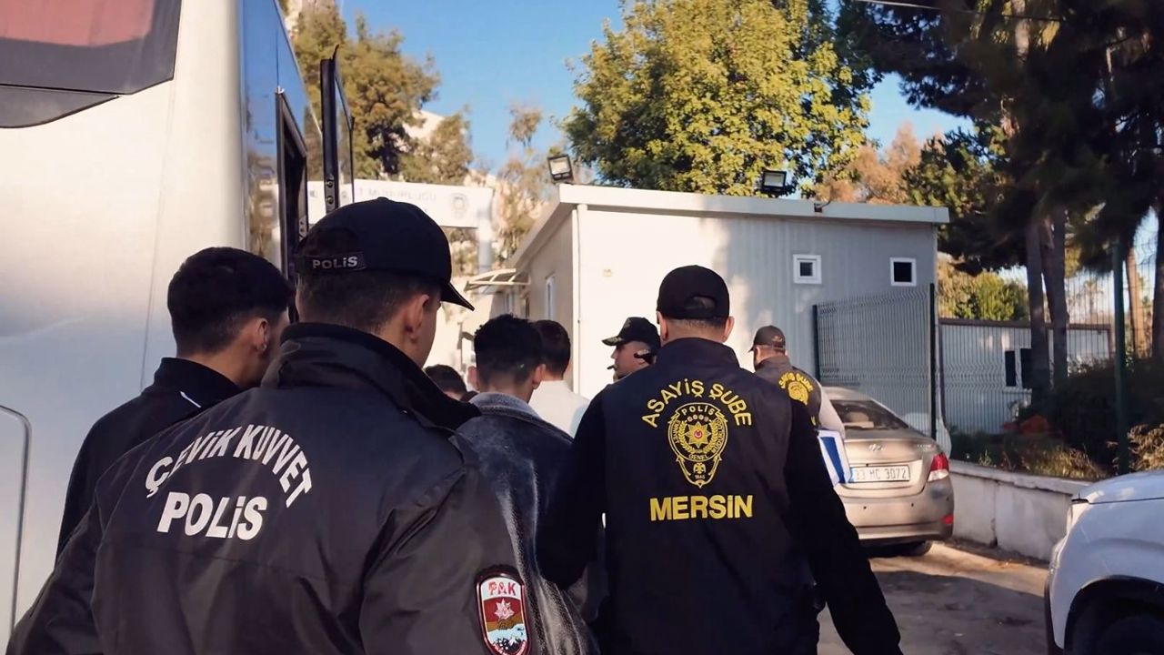 Mersin’de uyuşturucu operasyonlarında 90 tutuklama