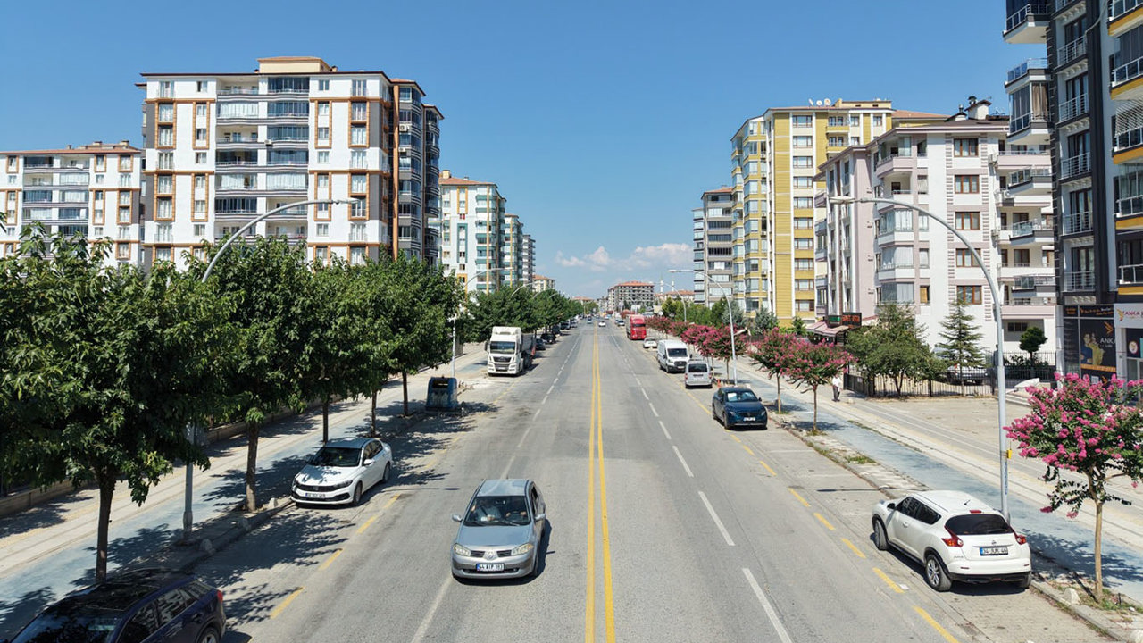 Büyükşehir Belediyesinden yeşil alan ve peyzaj çalışması