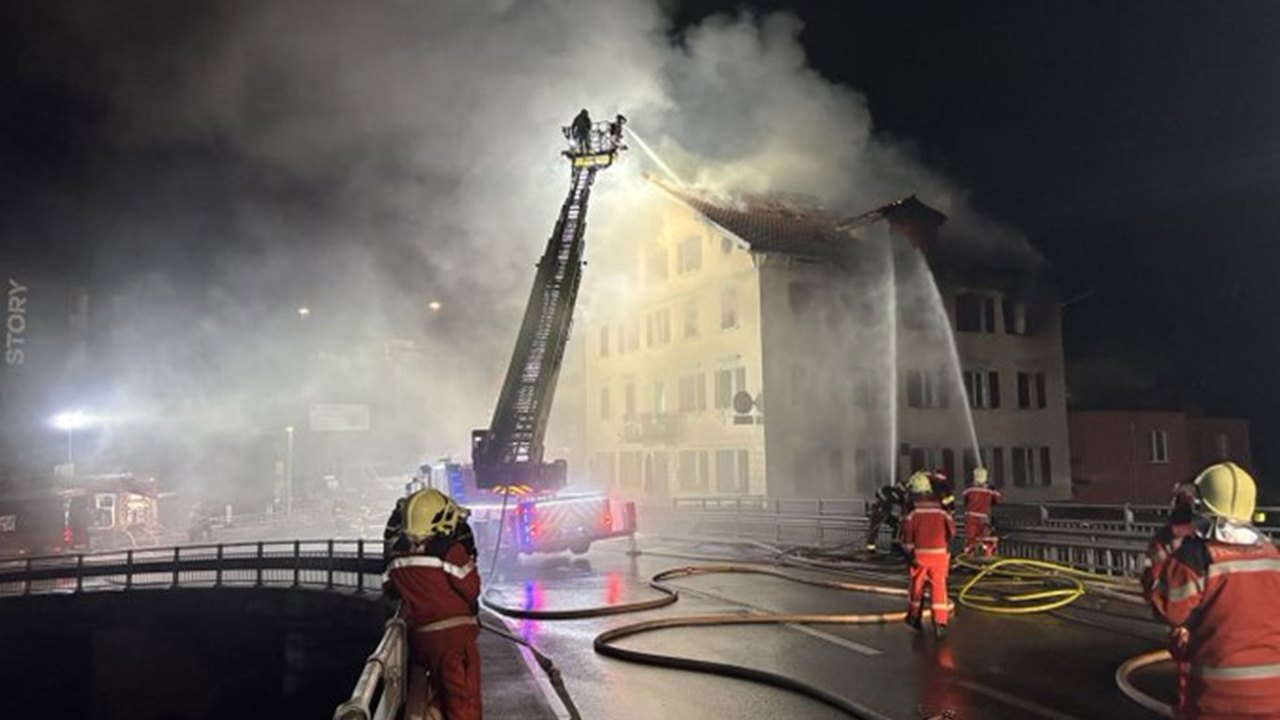 İsviçre'de bina yangını: 5 kayıp 8 yaralı