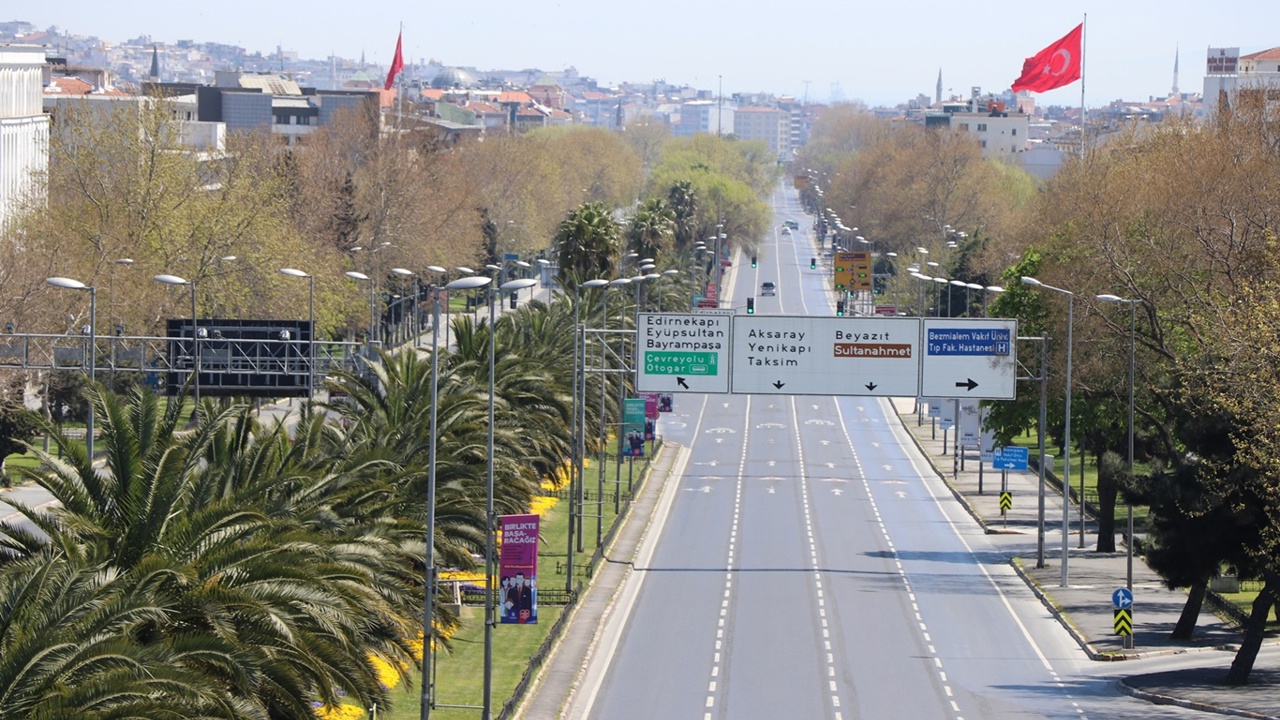 İstanbul'da bazı yollar trafiğe kapatılacak