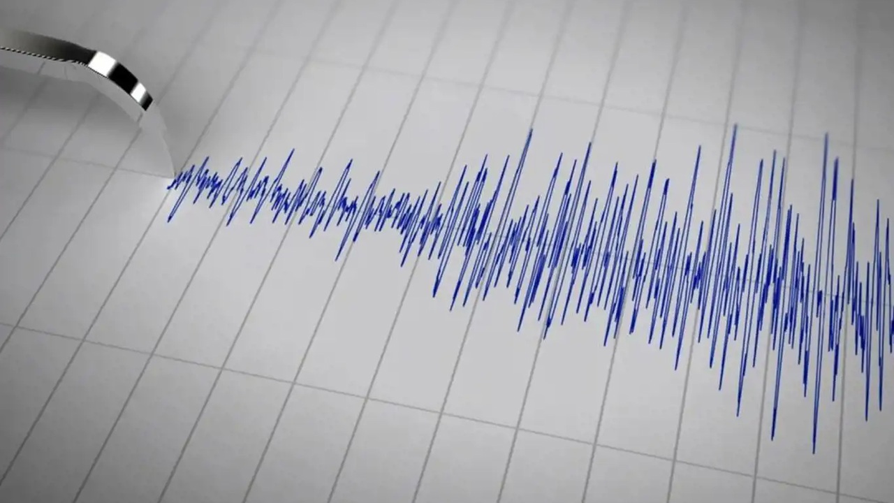 Japon adası açıklarında 5,5 büyüklüğünde deprem