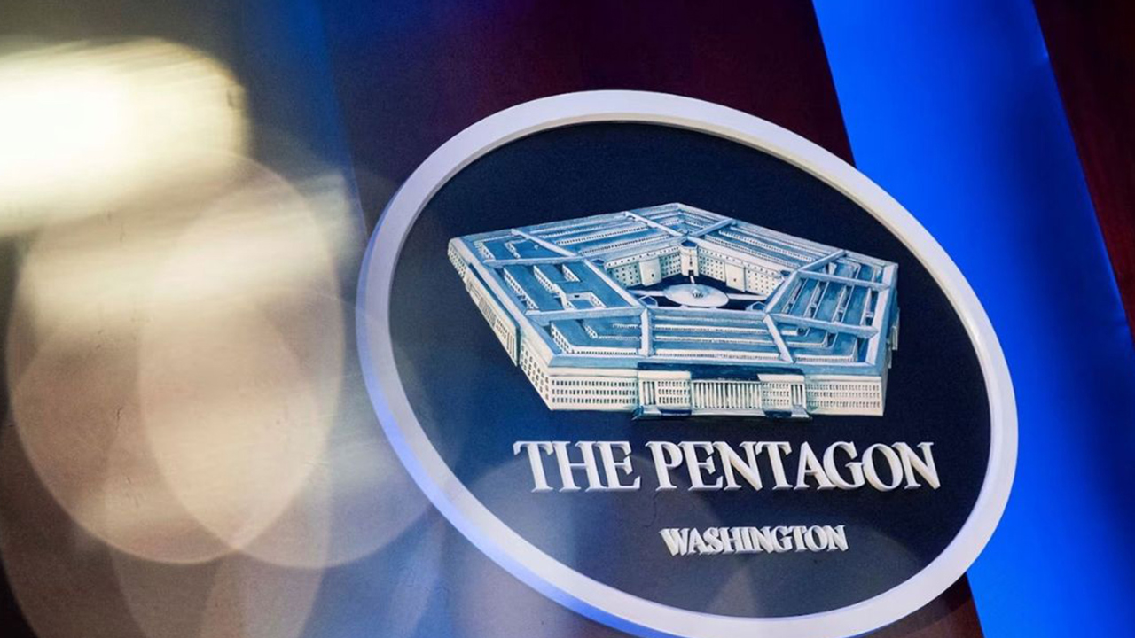 Pentagon’da Uçak gemisi USS Abraham Lincoln haberi sonrası üç isim kovuldu