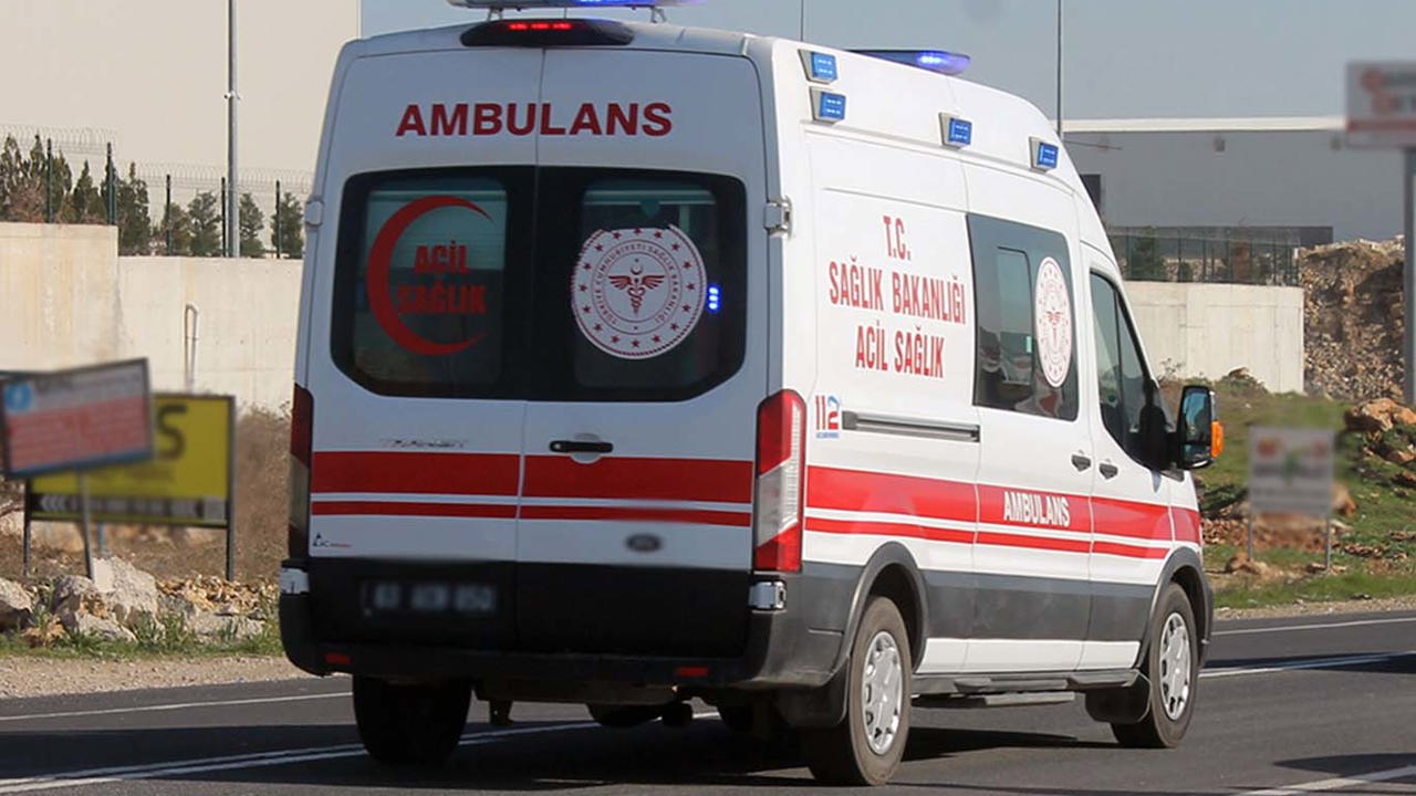 Gaziantep'te feci kaza: 3 kişi hayatını kaybetti, 3 kişi yaralandı