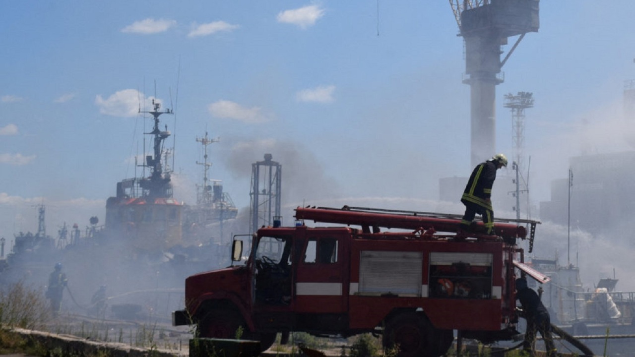 Rusya, Odessa Bölgesi'ndeki Yujnıy Limanı'na saldırı düzenledi