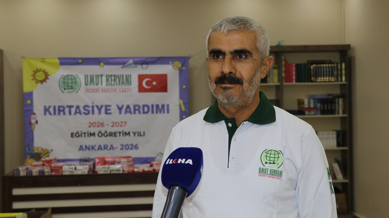 Ankara Umut Kervanından onlarca öğrenciye kırtasiye desteği