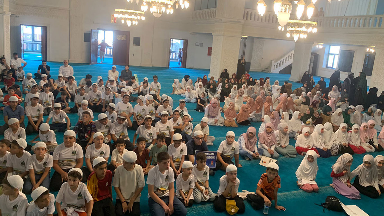Sason'da "Hayat Namazla Güzeldir" programı coşkuyla final yaptı