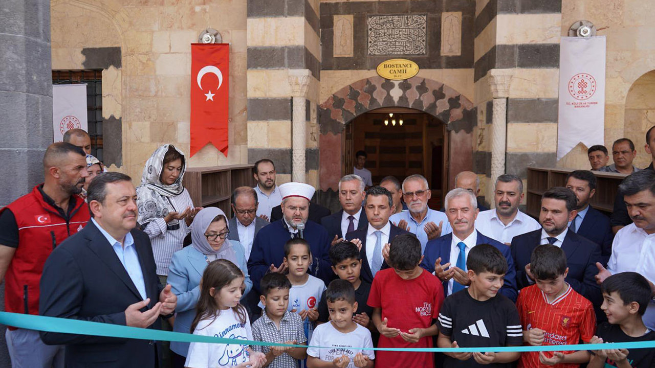 Gaziantep Bostancı Camii yeniden ibadete açıldı
