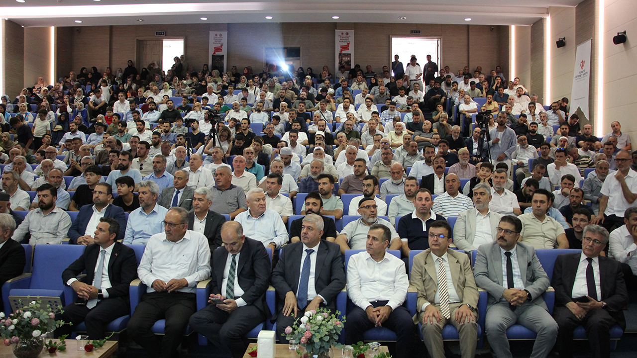  Diyanet İşleri Başkan Yardımcısı Karaca: Müslümanlar Peygamber Efendimizin ahlakını rol model edinmeli