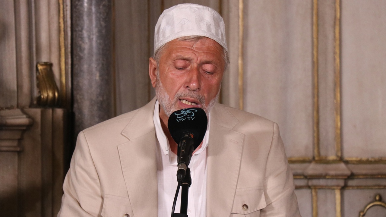Eyüpsultan'da Mevlid Kandili coşkuyla kutlandı