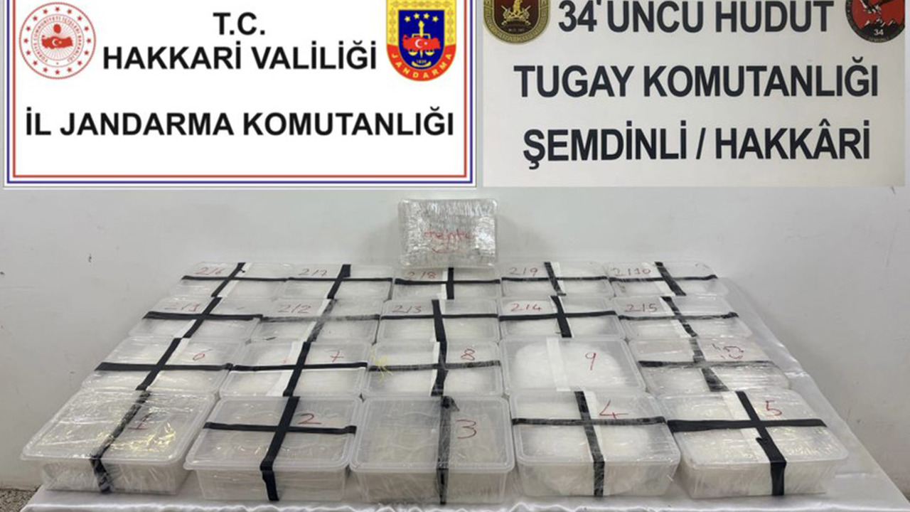 Hakkari’de 16,6 kilo metamfetamin ve 3 bin sentetik hap ele geçirildi