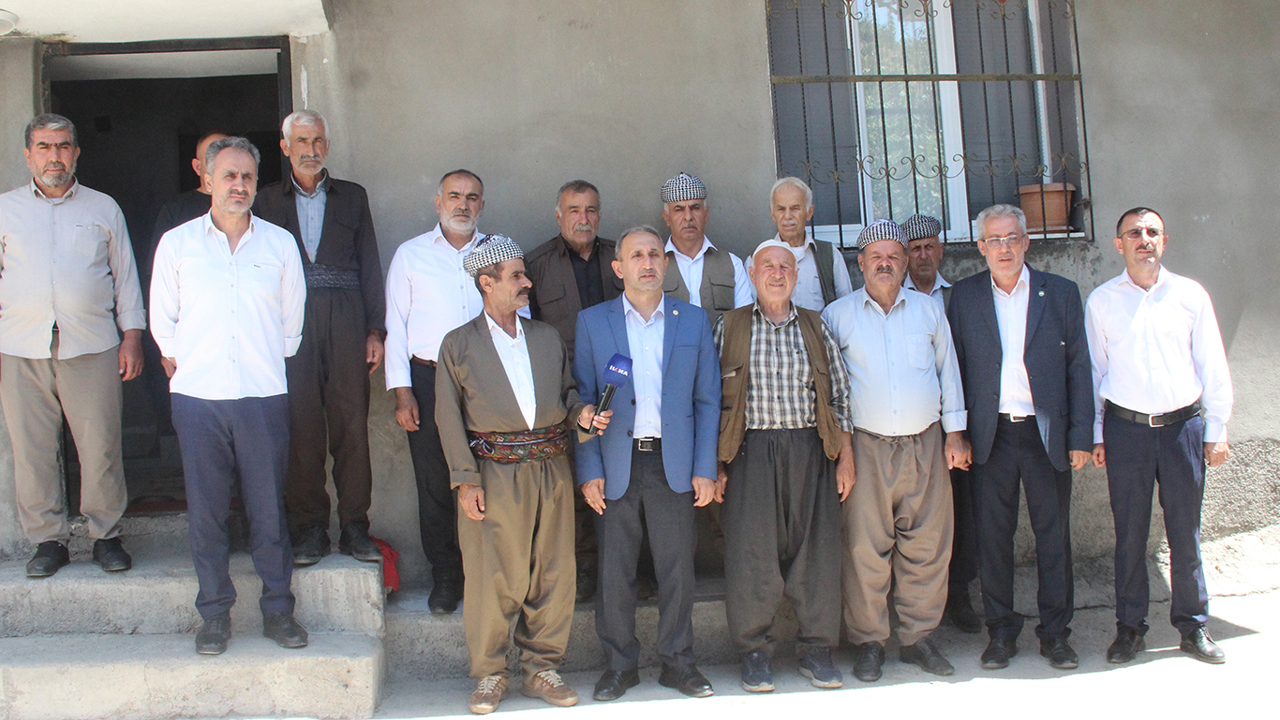 HÜDA PAR Milletvekili Demir, Roboski olayında hayatını kaybedenlerin aileleriyle bir araya geldi