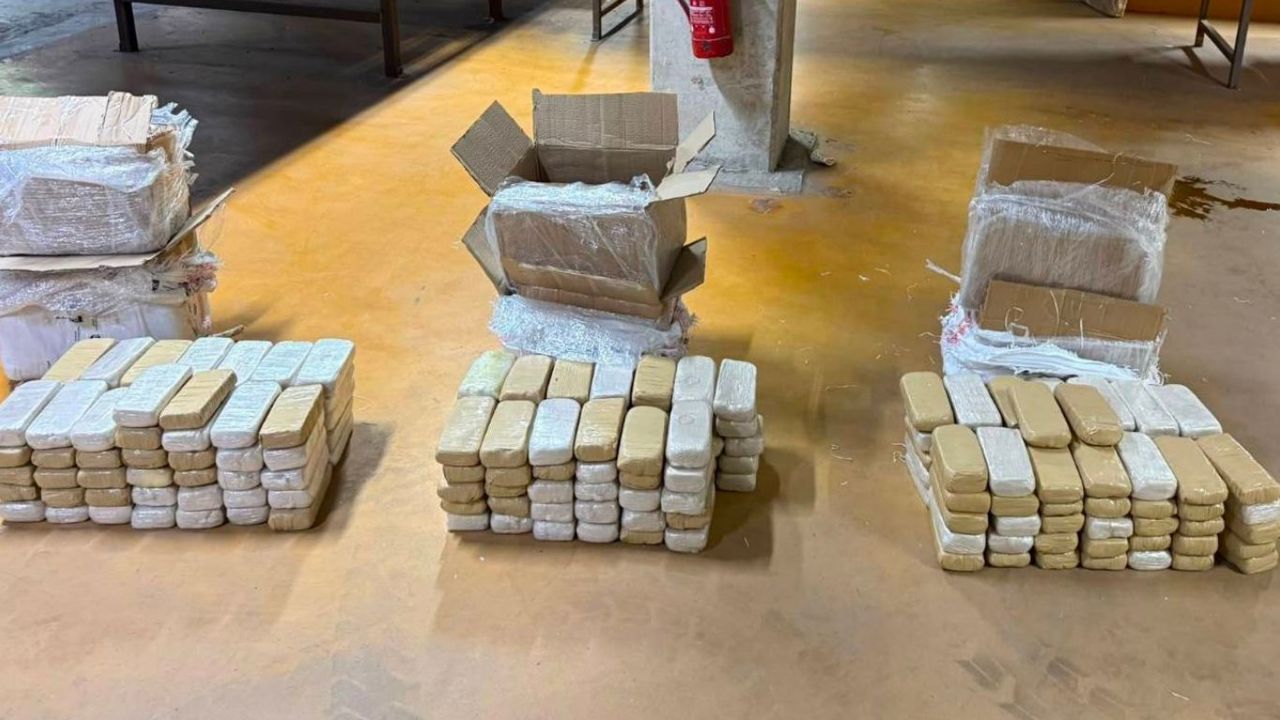 Ankara'da kargo paketlerinde 109 kilo 300 gram eroin ele geçirildi