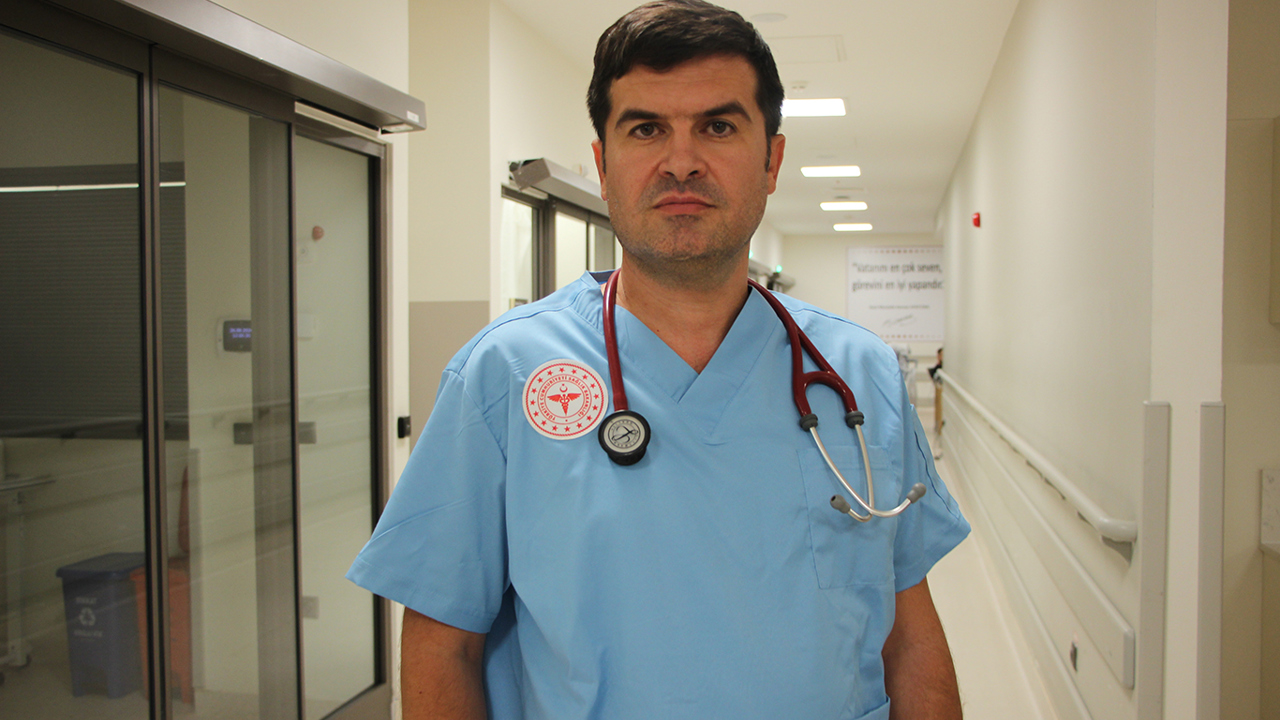 Dr. Öğr. Üyesi Altınsoy'dan sıcak havalarda güneş çarpmasına karşı uyarı