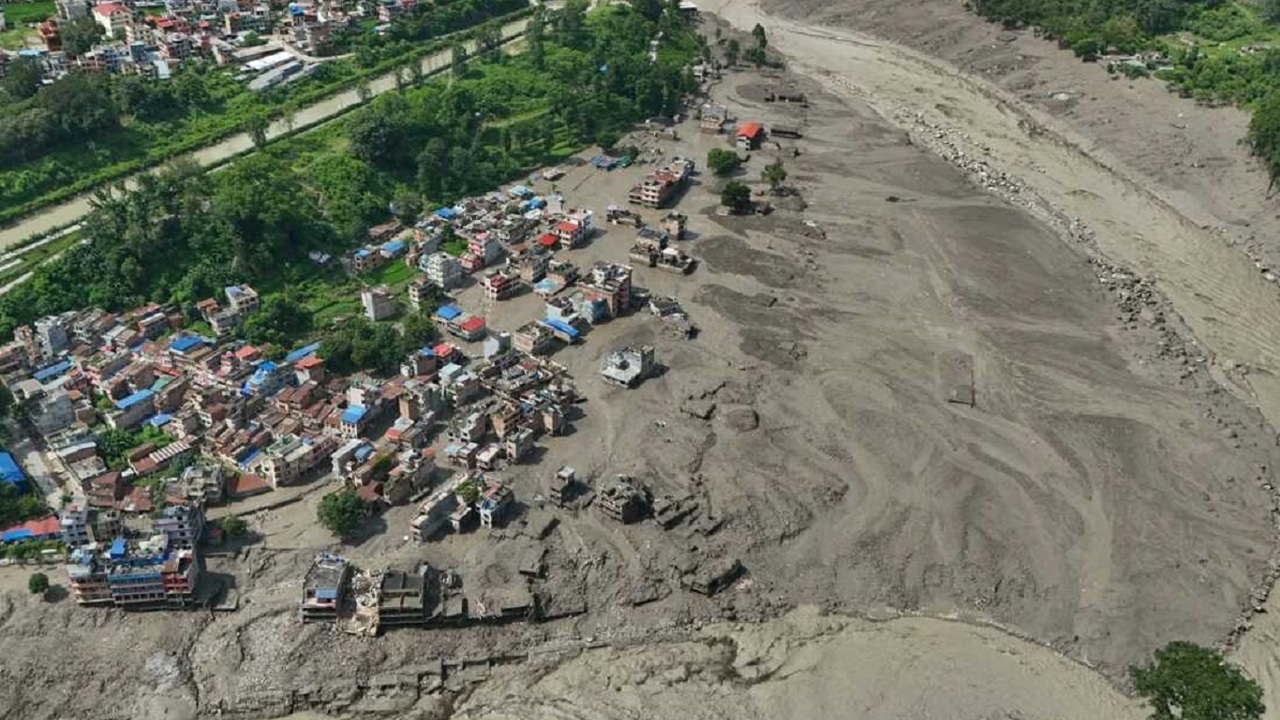Nepal'deki sel felaketinde ölü sayısı 95'e yükseldi