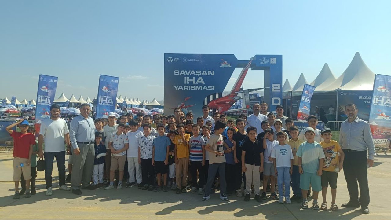 Kur’an kursu öğrencileri TEKNOFEST’te bir araya geldi