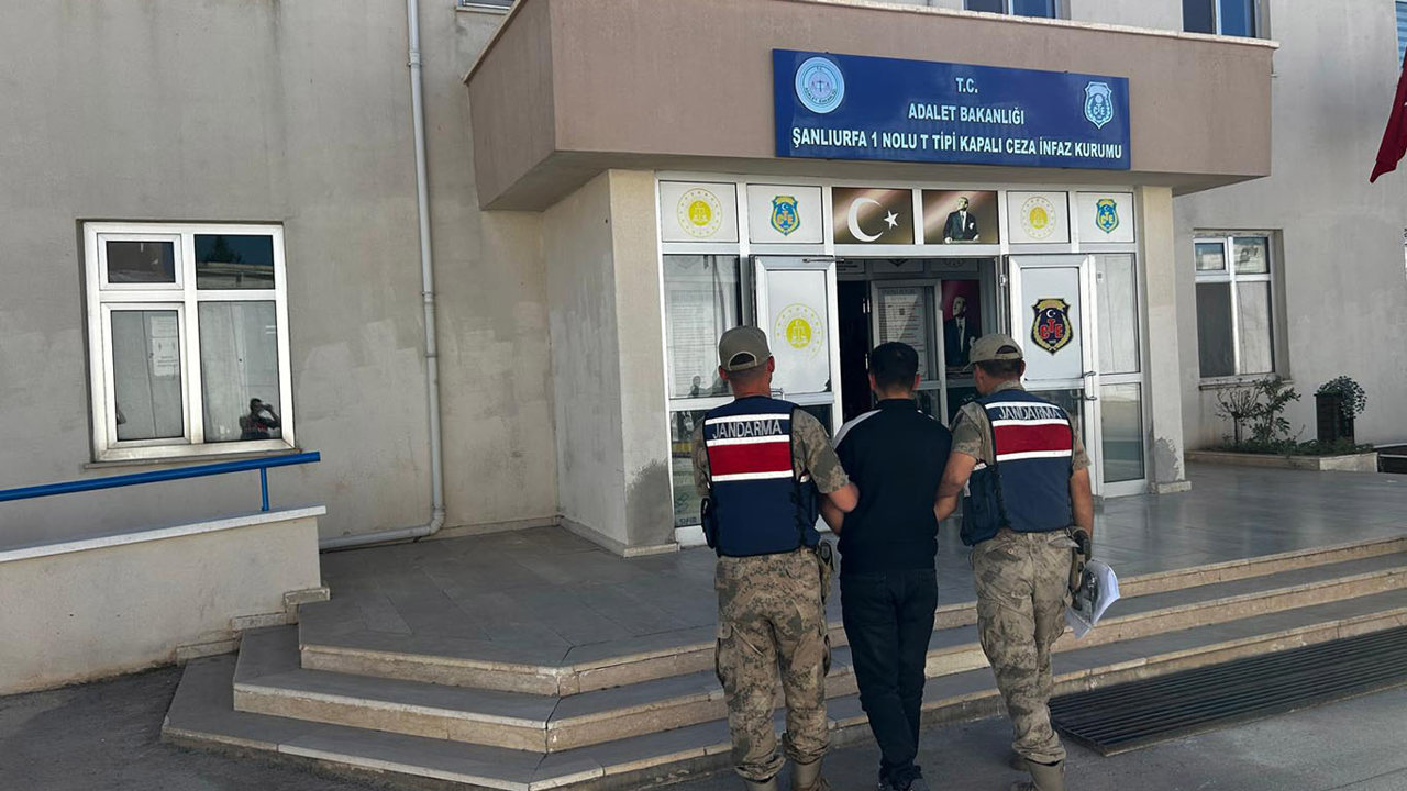Hırsızlık suçundan aranan hükümlü yakalandı