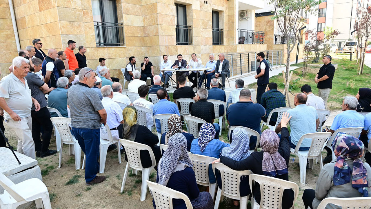Deprem sonrası yenilenen Zafer Mahallesi'nde talepler dinlendi