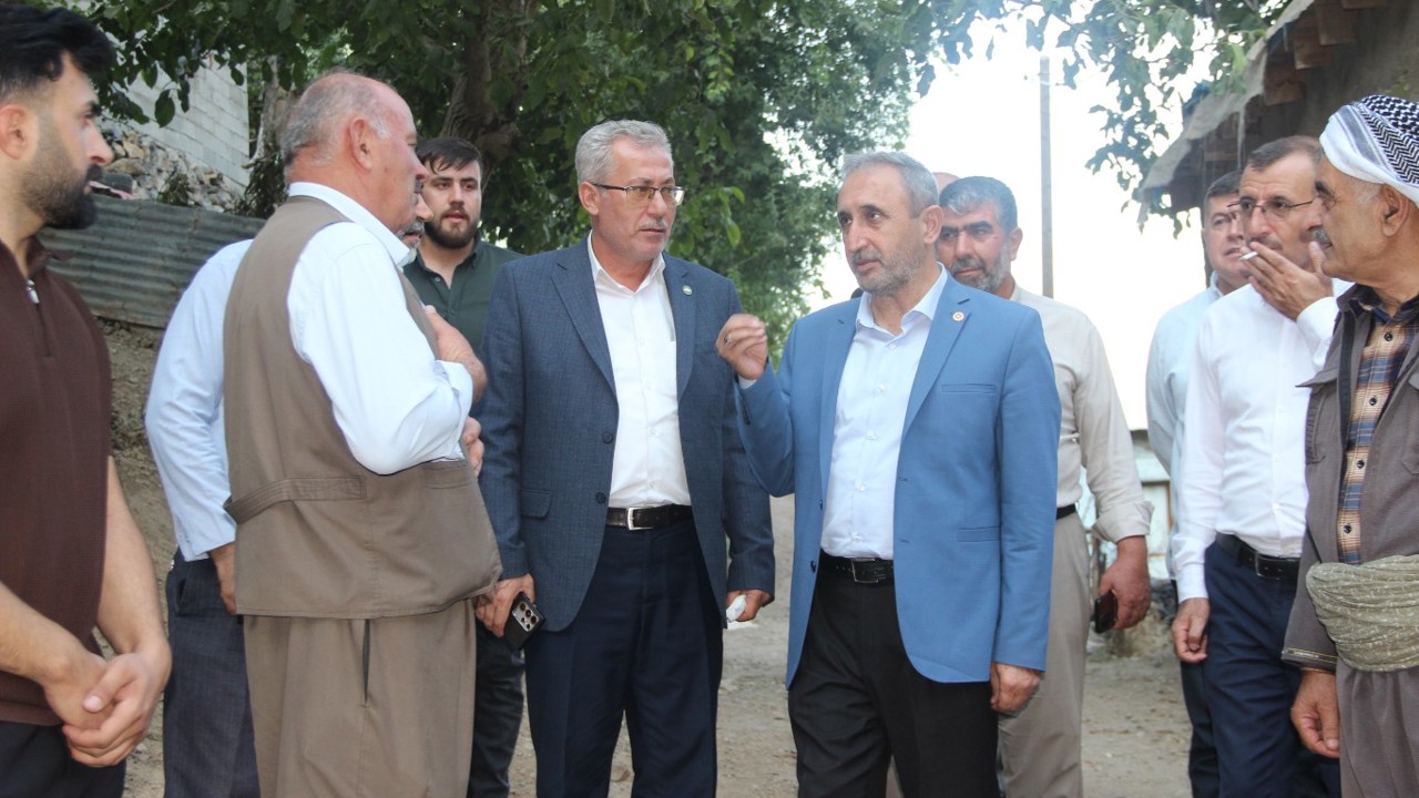 HÜDA PAR Milletvekili Demir, Şırnak'ta vatandaşların sorunlarını dinledi