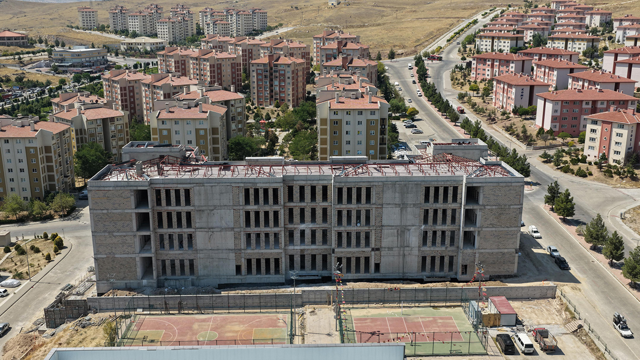  Konya'da gençler için yeni kampüs