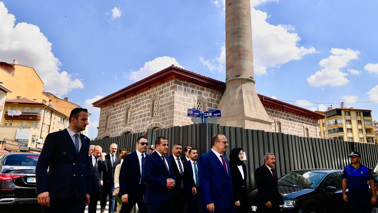 Ankara Valisi Canbolat, Akyurt'ta kamu yatırımları ve devam eden projeleri inceledi
